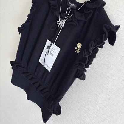 Ruffle-Trimmed Elegance Vest