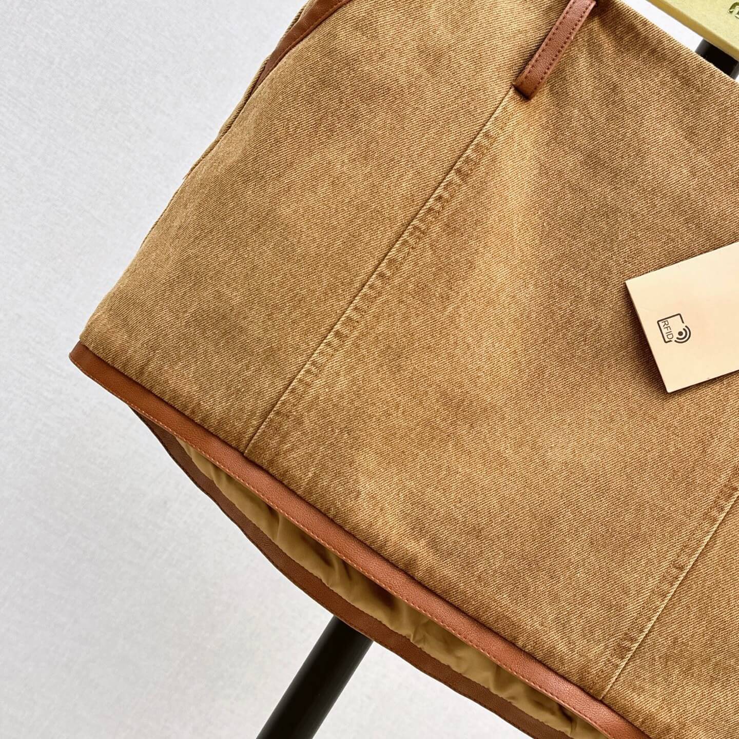 Fashionable Vintage Denim Skirt