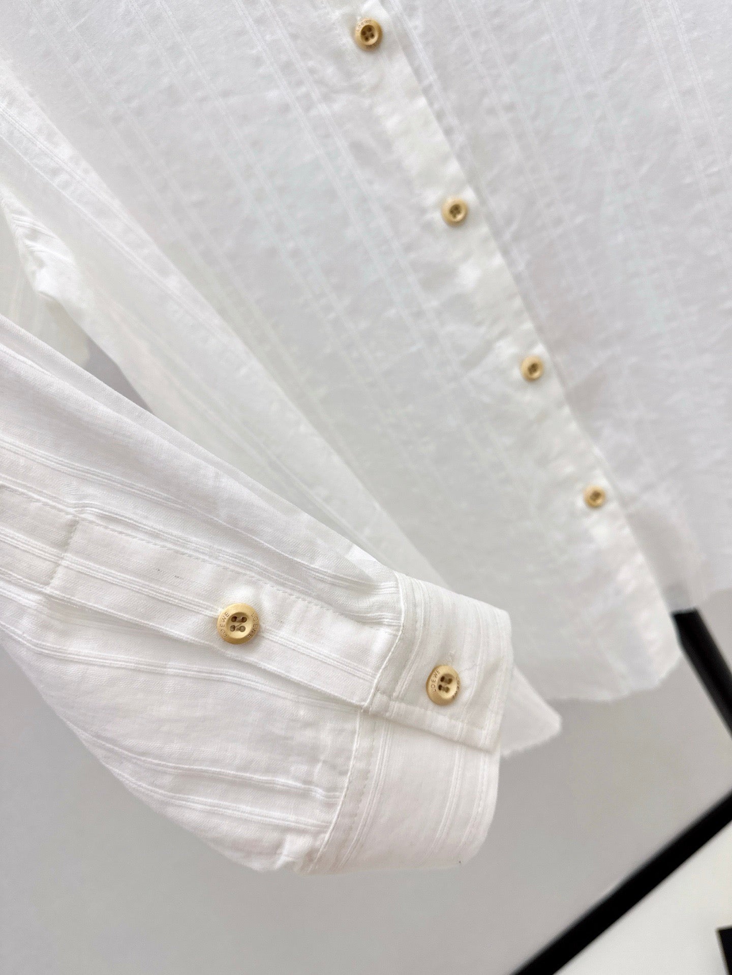 Lo 25ss jacquard buttons shirt
