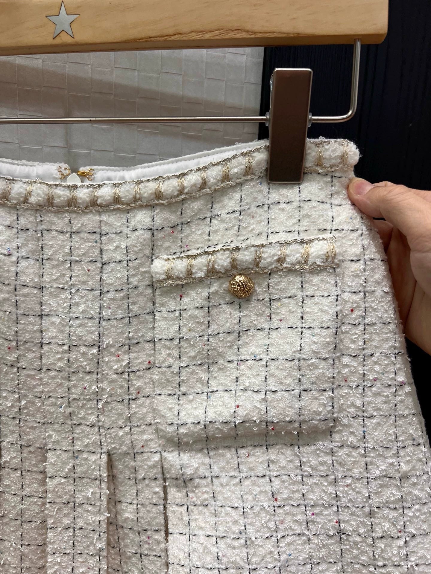 Chinese style buckle set