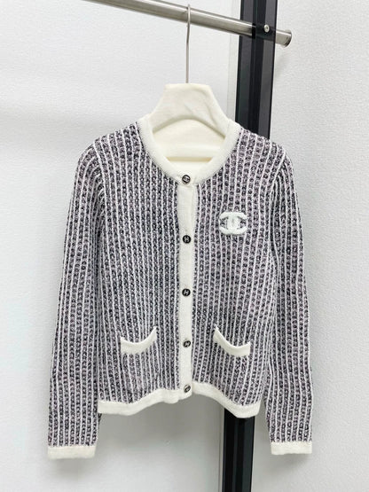Towel embroidered logo round neck cardigan