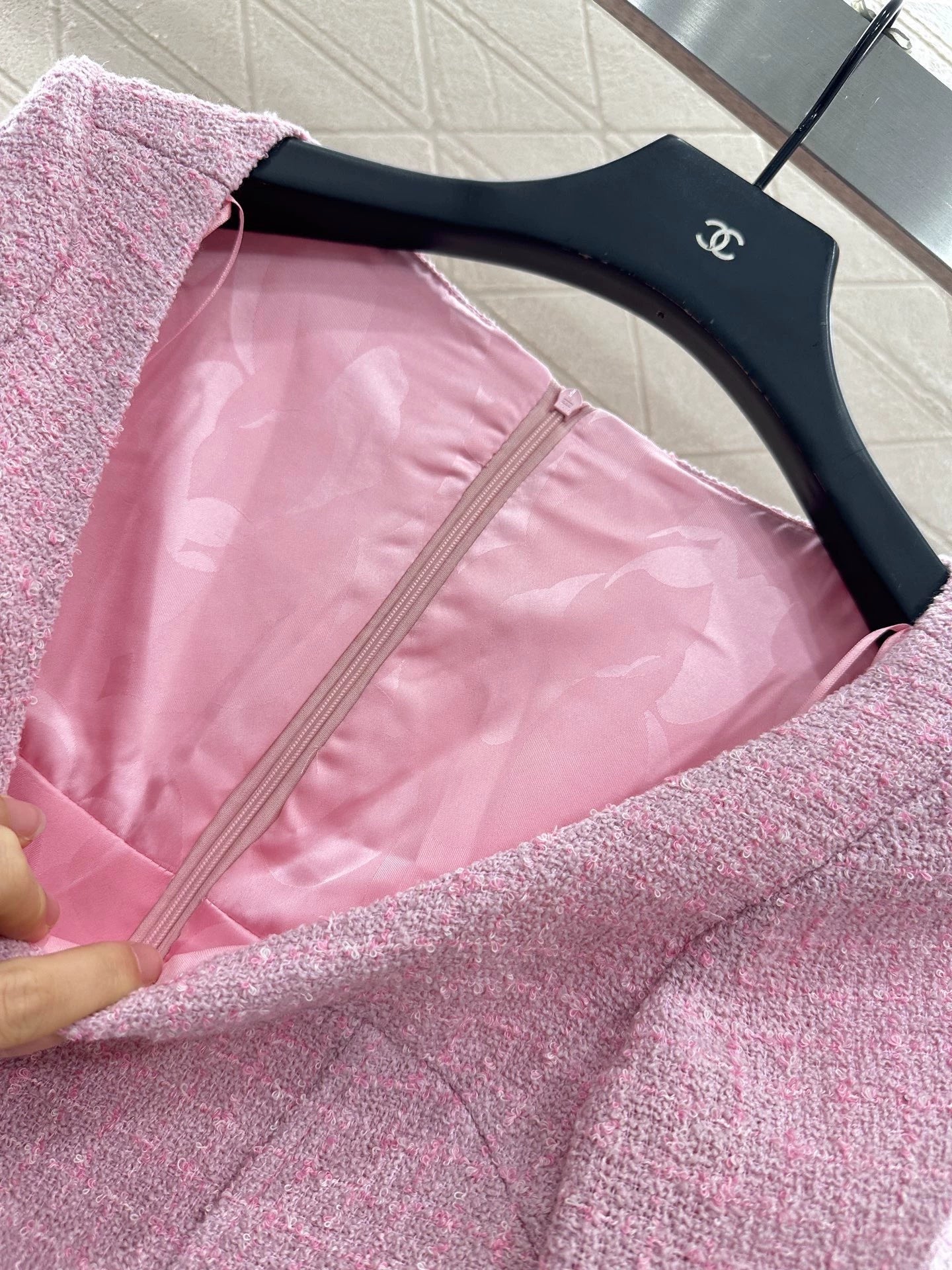 25fw Mid sleeve round neck dress