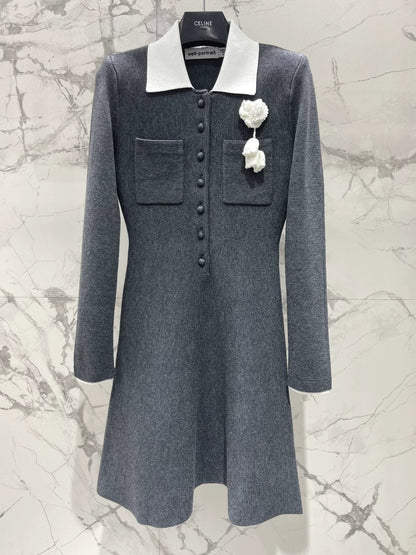 25fw Hook flower contrasting lapel long sleeved knitted dress