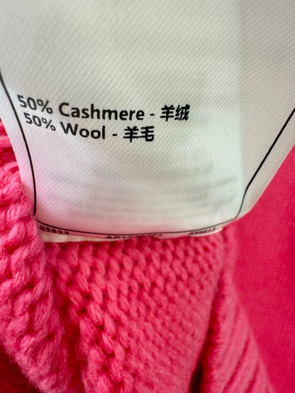 3D letter knitted sweater