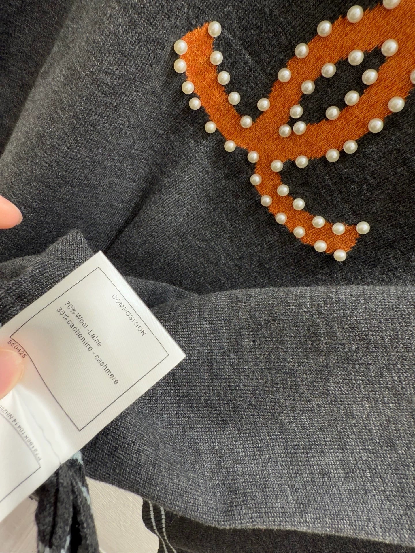 25fw Nail bead sweater