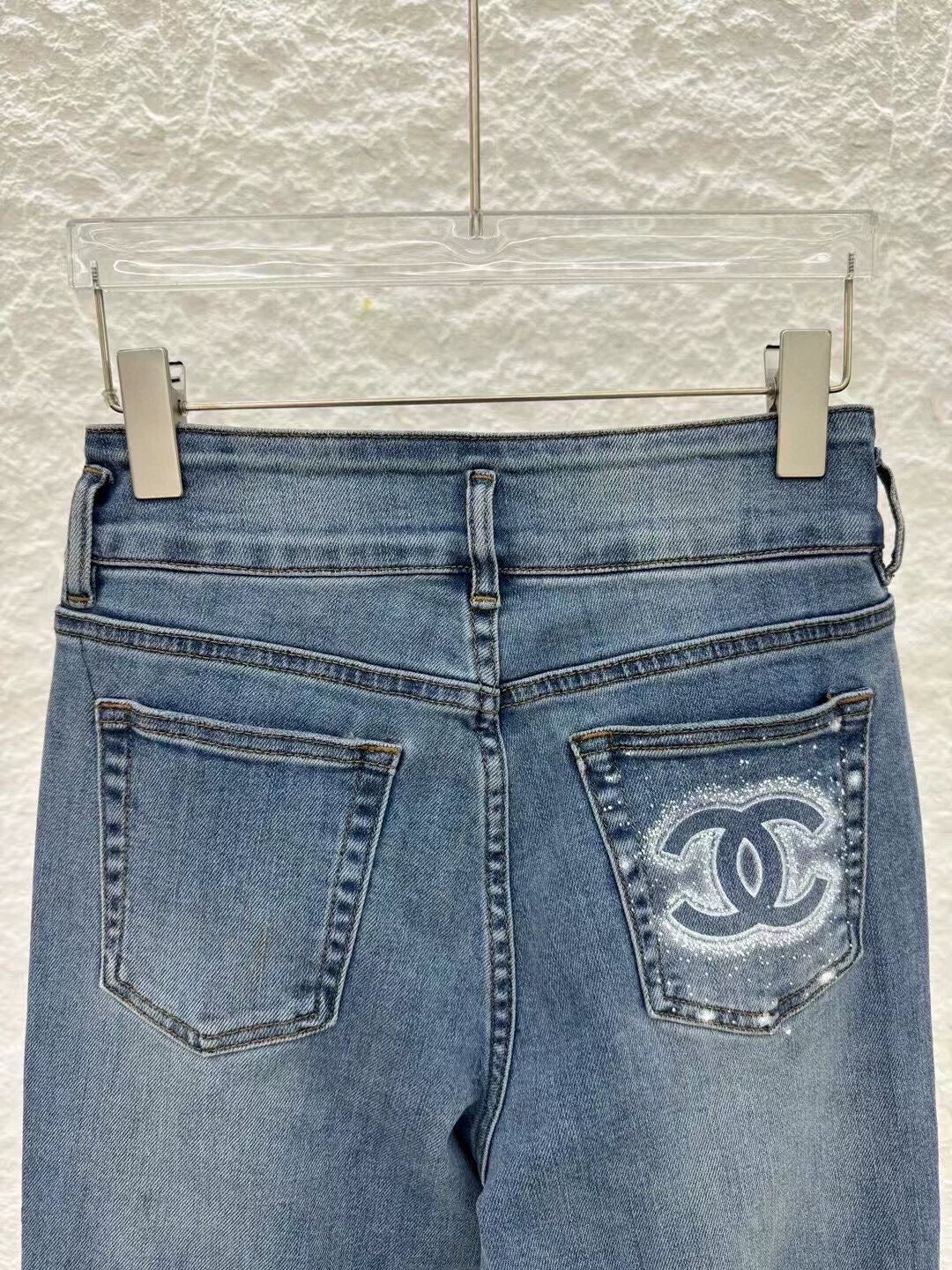 25 Slim-fit bootcut jeans