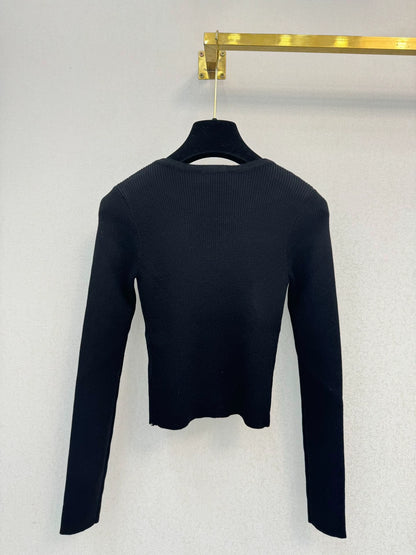 Black knitted long sleeved top