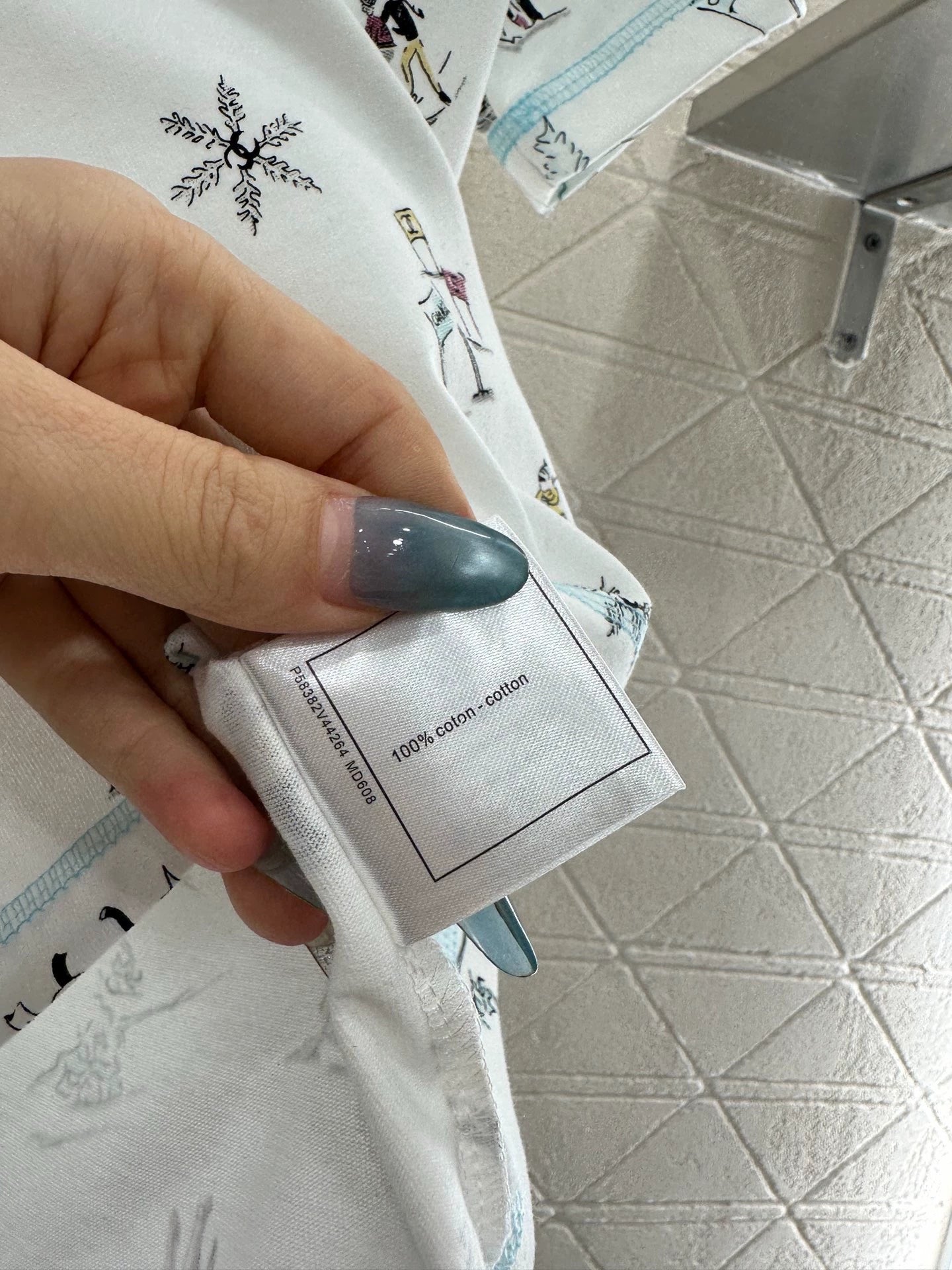 Round neck printed T-shirt