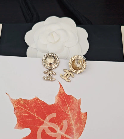 Double C rhinestone earrings