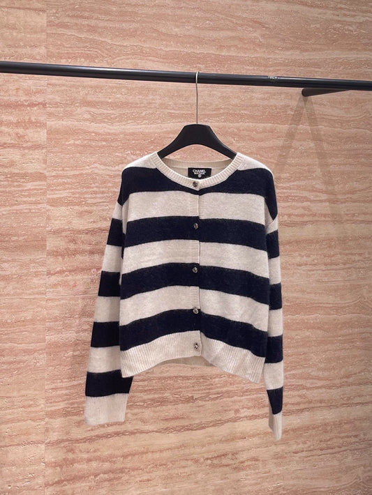 25fw Color blocking and striped cardigan(vintage series)