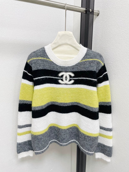 Contrasting striped sweater