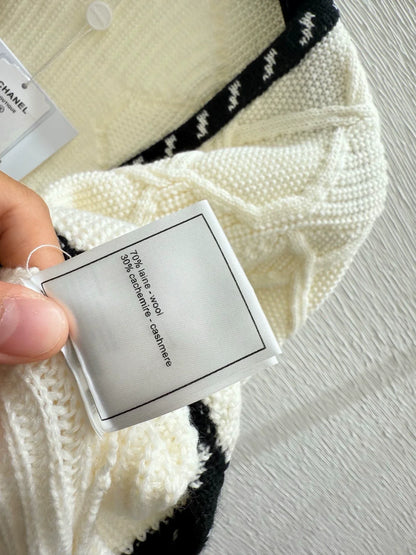 25fw knitted cardigan