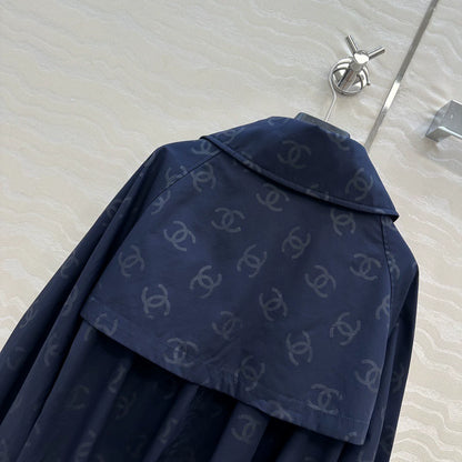 Dark jacquard logo short windbreaker