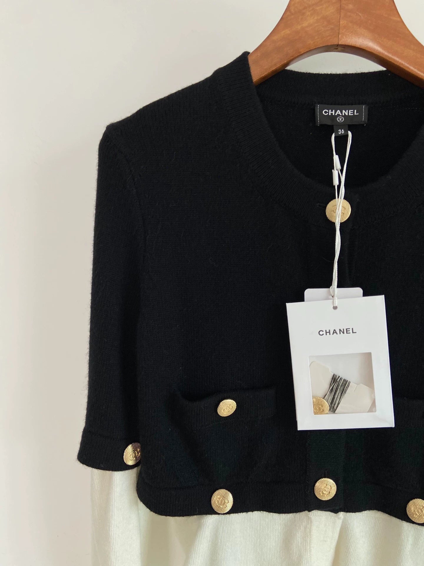 25fw Lion head buckle spliced knitted sweater（Medieval Series）