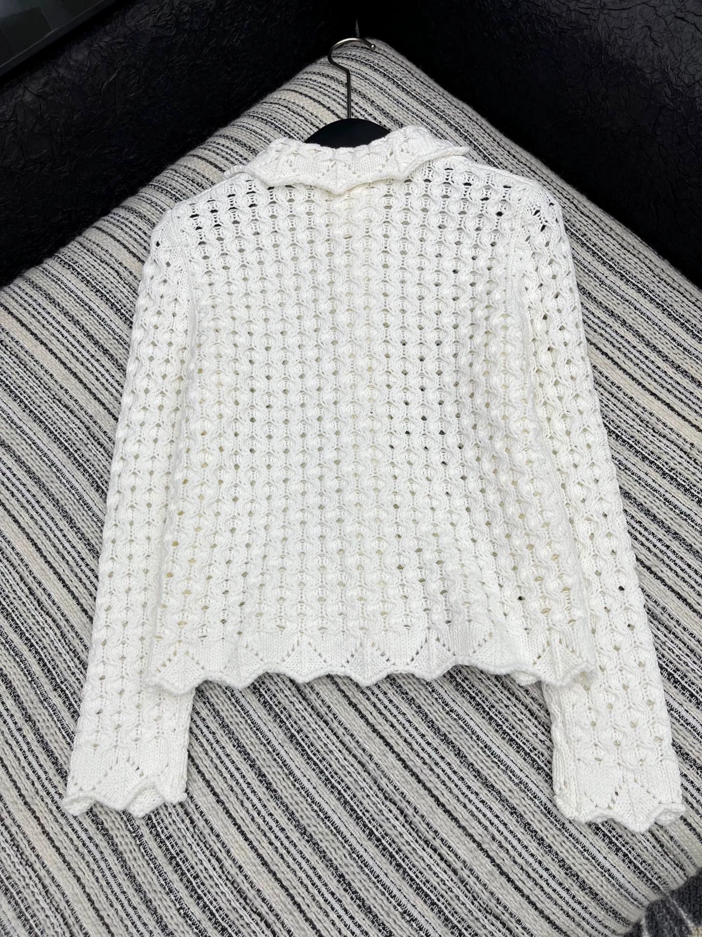 25fw Heavy industry hook flower lapel jacket