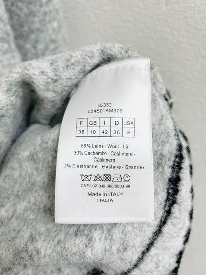 Pentagram letter embroidered sweater