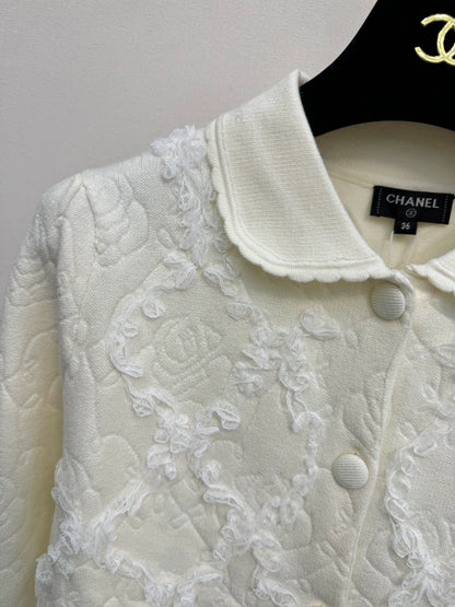 White knitted cardigan