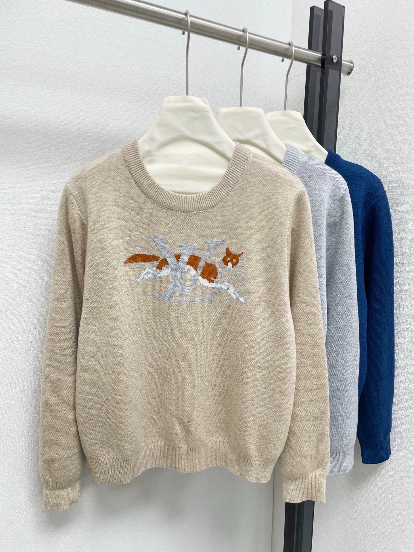 25fw Fox pattern wool sweater