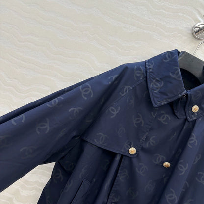 Dark jacquard logo short windbreaker