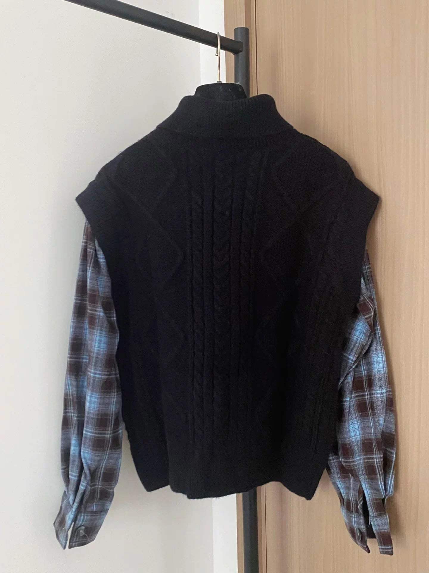 25fw Two tone long sleeved patchwork