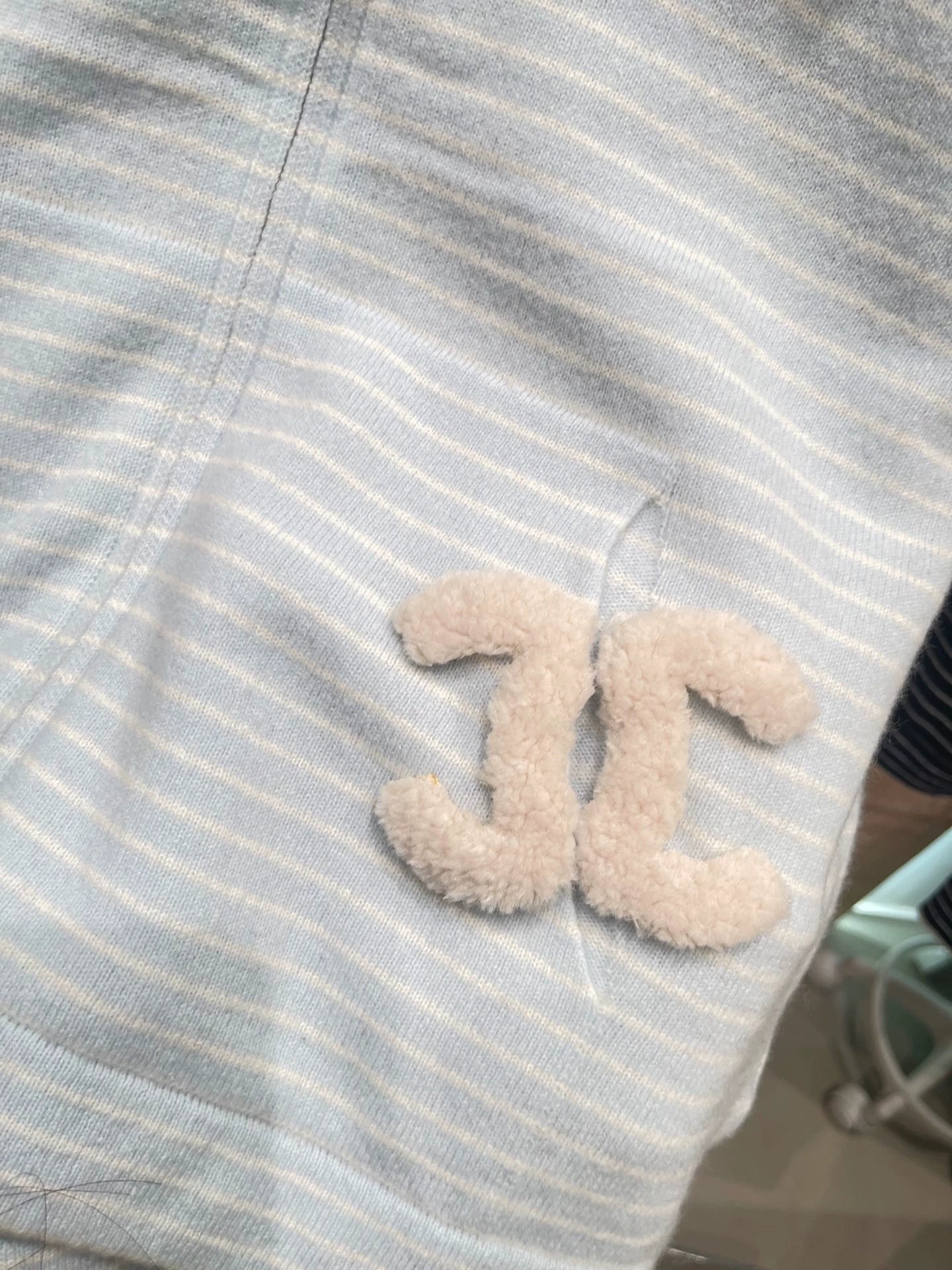 25fw White striped zipper sweatshirt（Medieval Series）