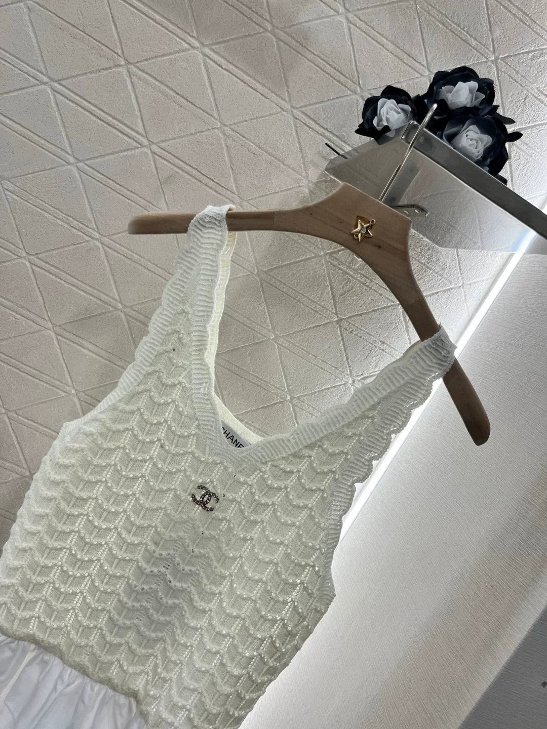 2025 new lace stitching knitted vest