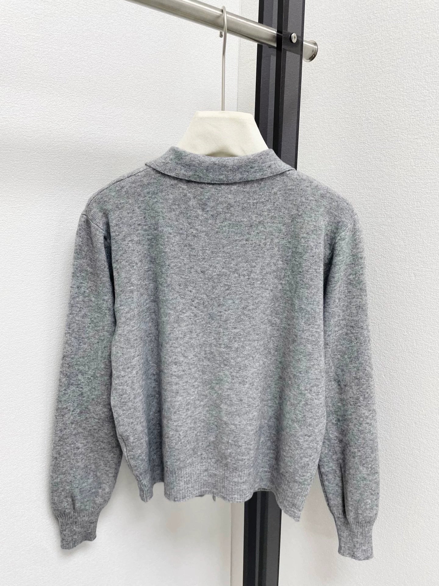 25fw Collar knit cardigan