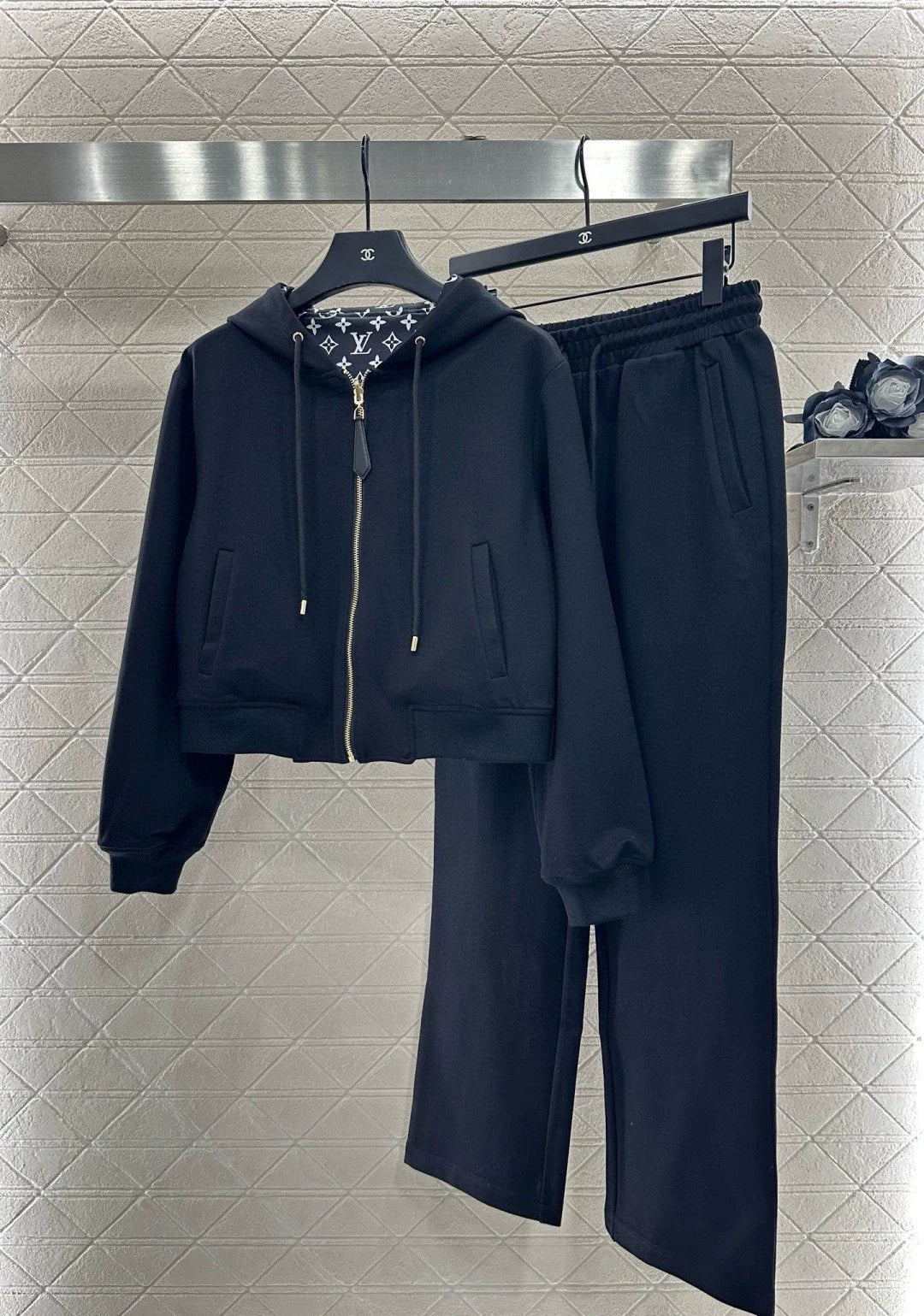 25fw Two sided hooded suit