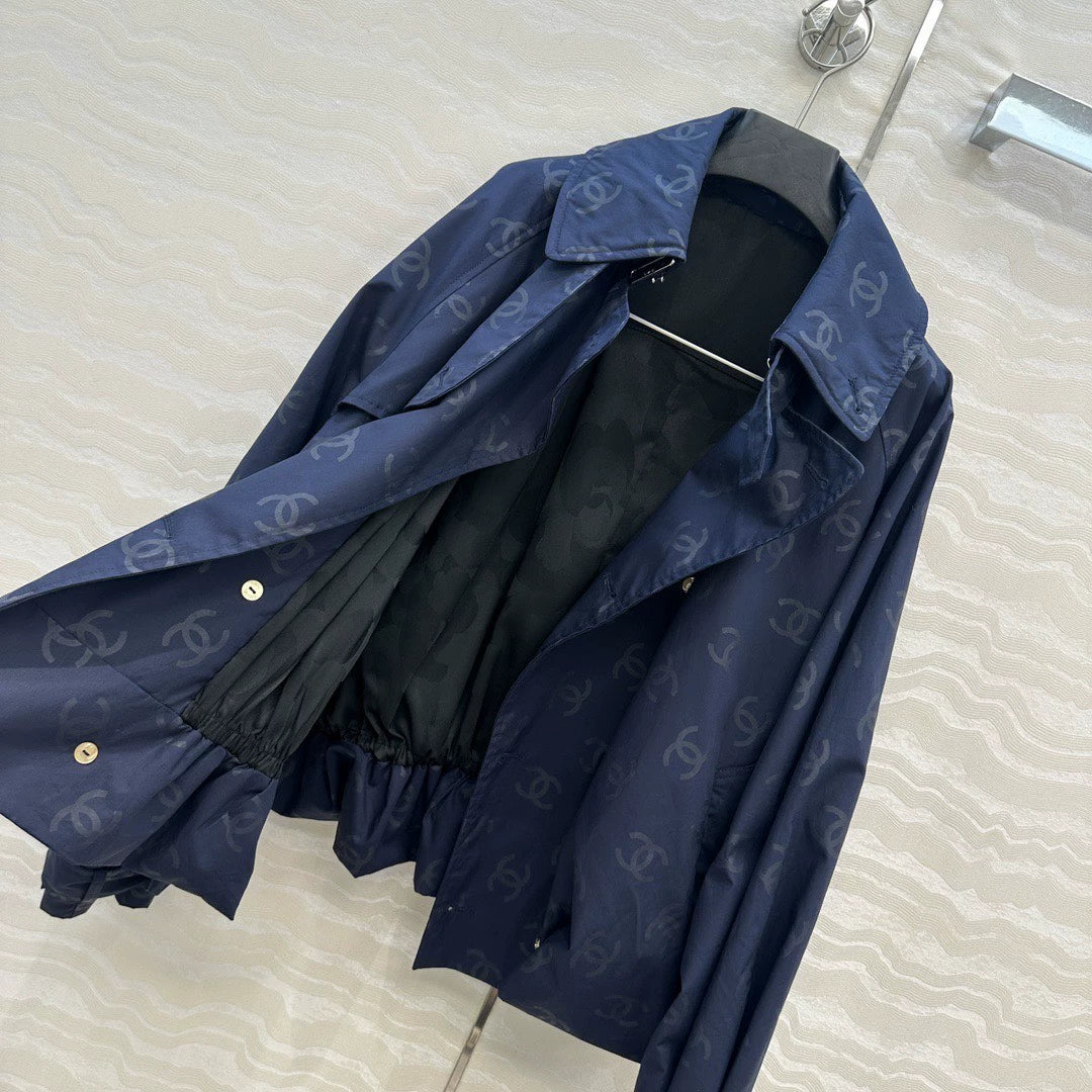 Dark jacquard logo short windbreaker