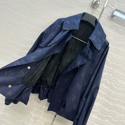 Dark jacquard logo short windbreaker