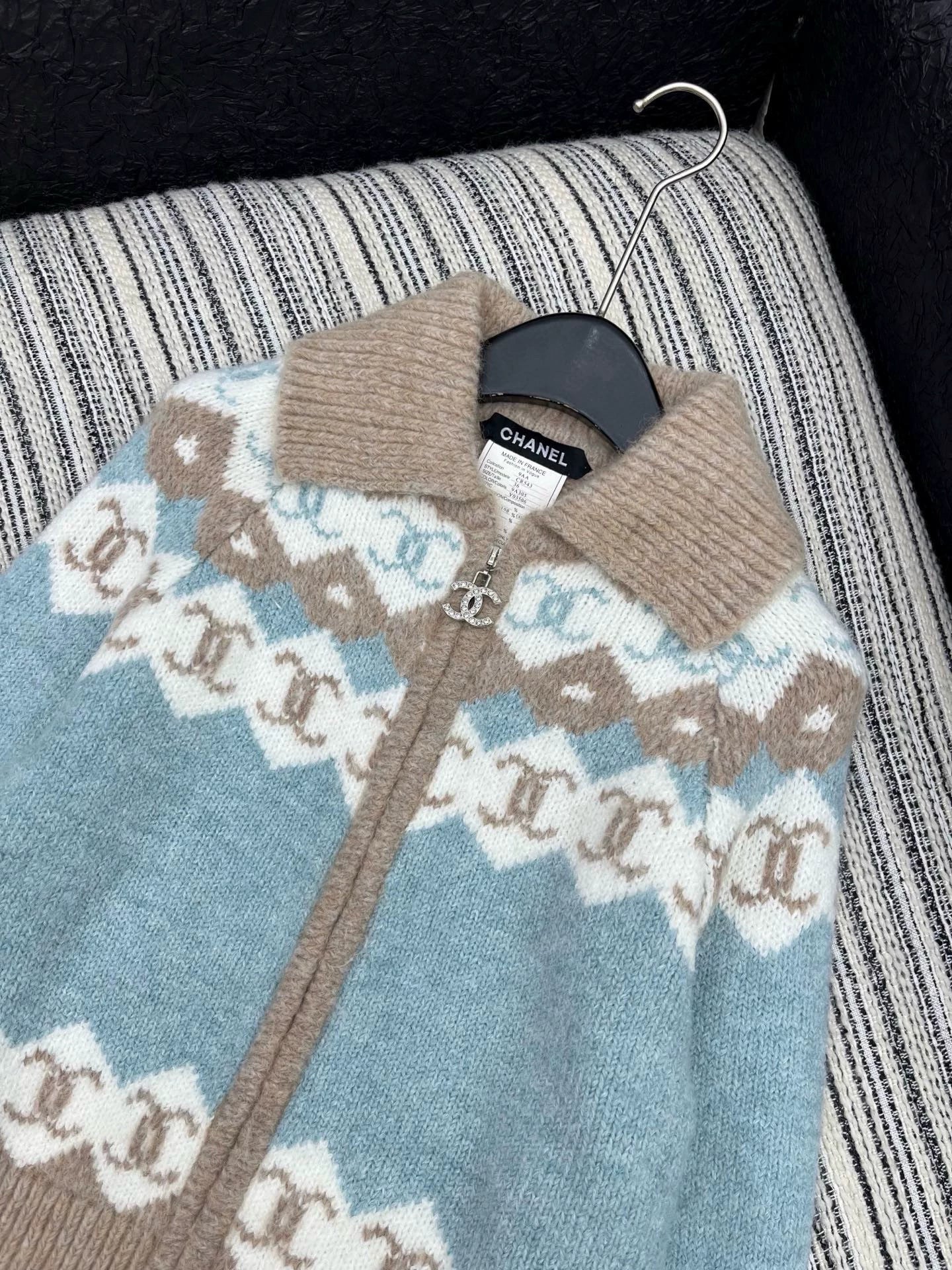 Double Diamond C Zipper Collar Jacket