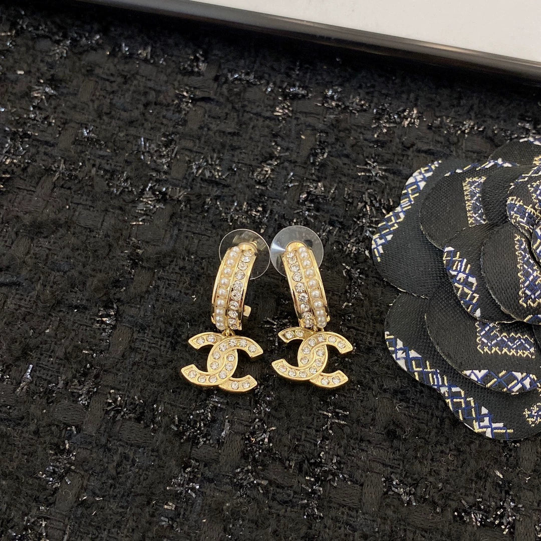 Double C pearl rhinestone earrings