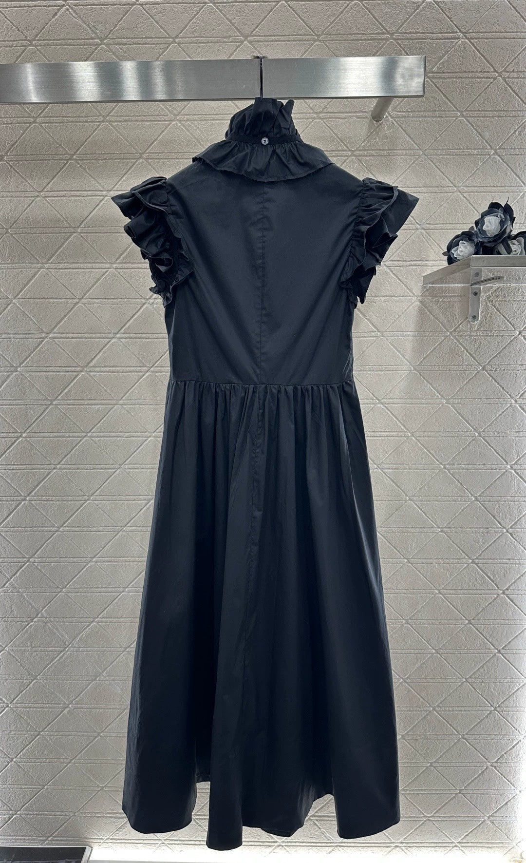 25fw Detachable pleated lace dress