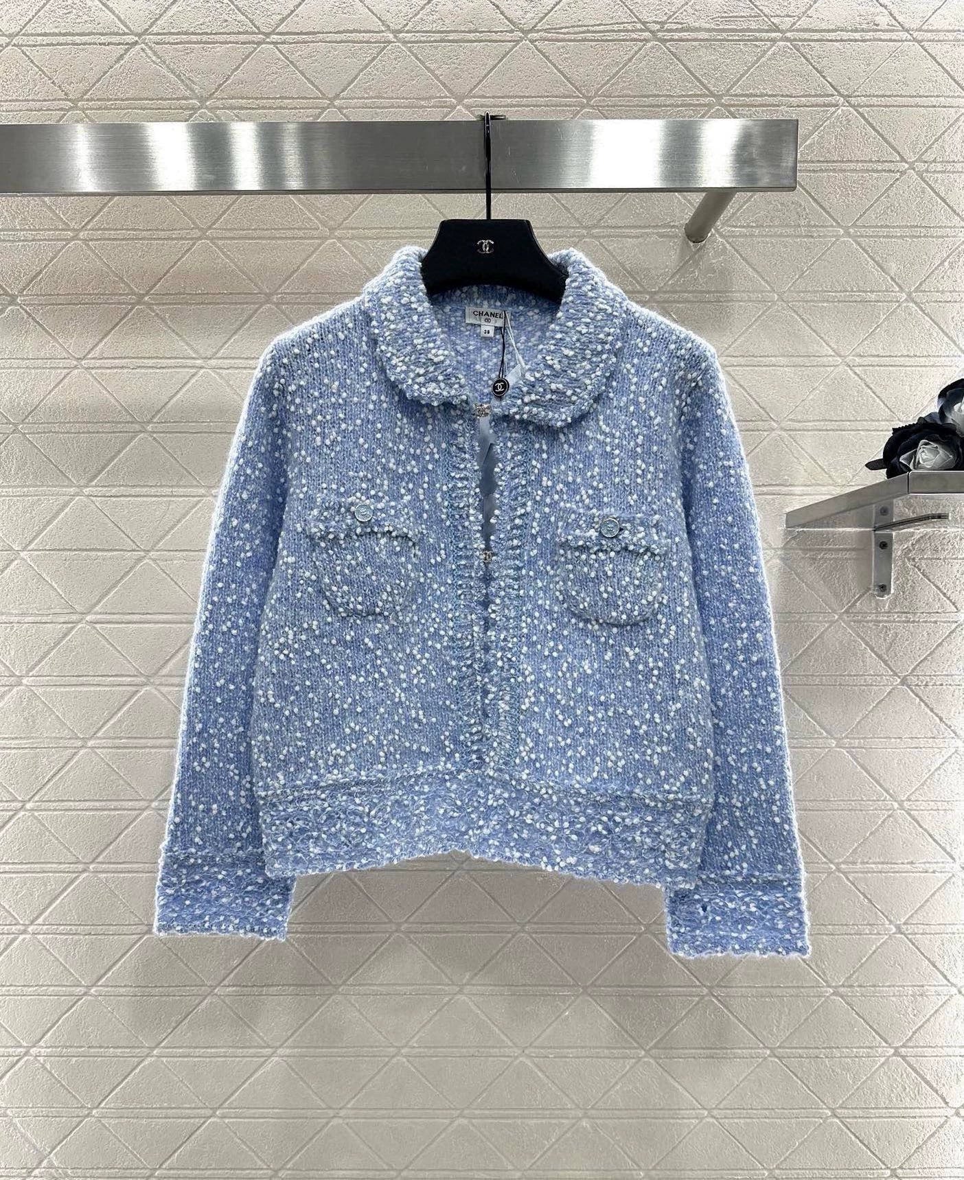 25fw Grain lace knitted cardigan and skirt set