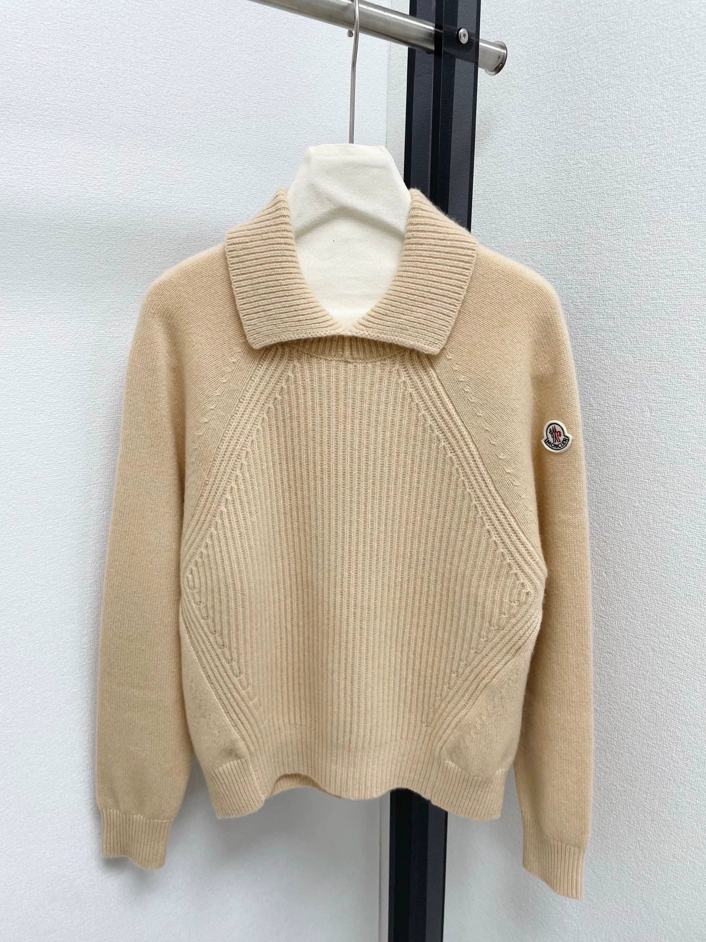 25fw Slim fit pit striped sweater
