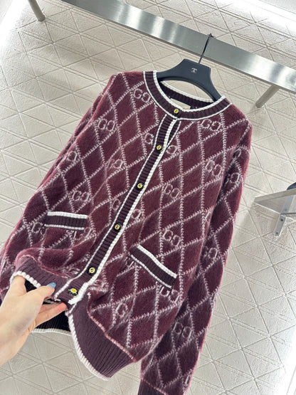 25 Vintage letter diamond grid round neck knitted wool cardigan