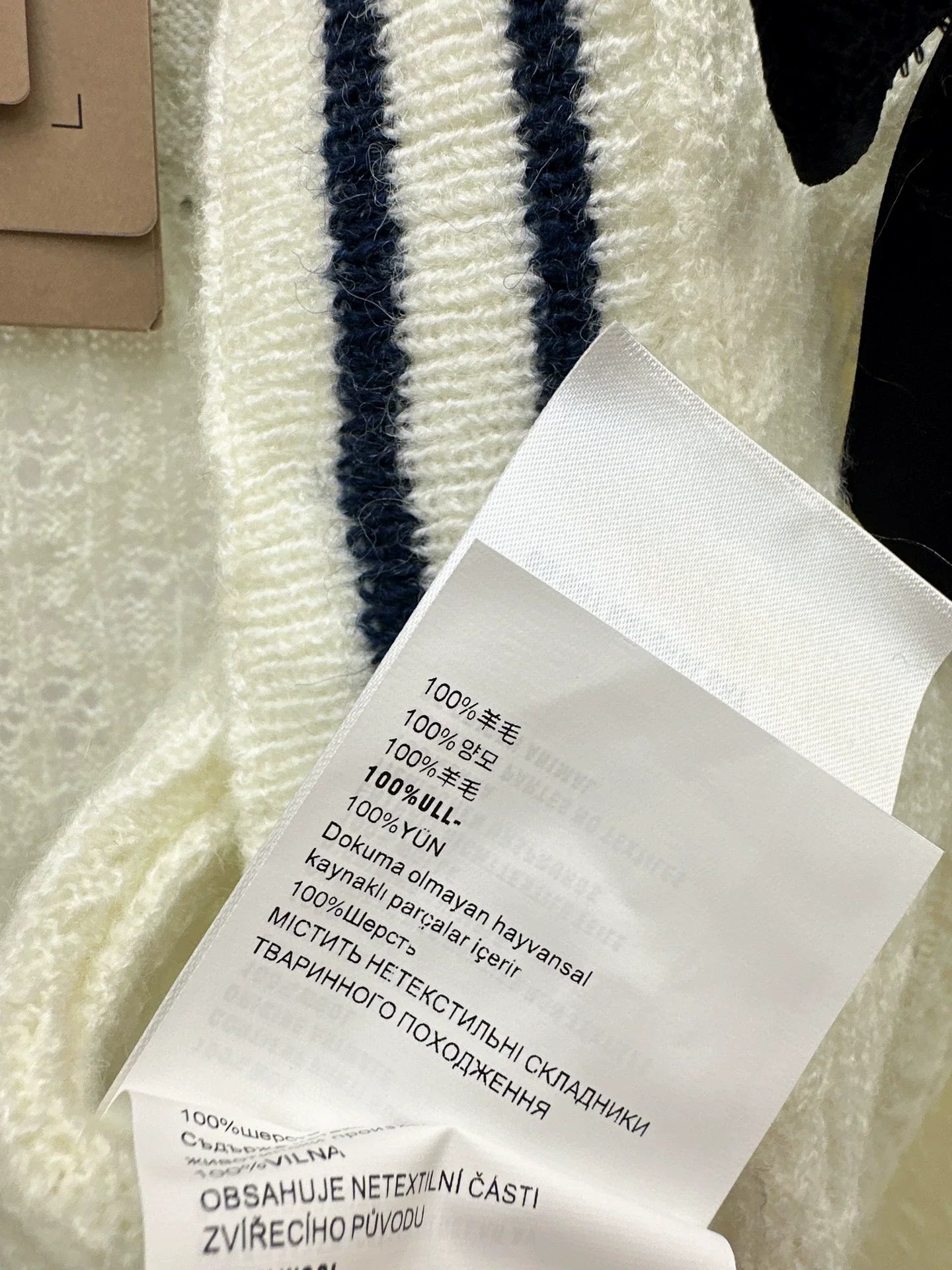 25fw Splicing shawl long sleeved cardigan