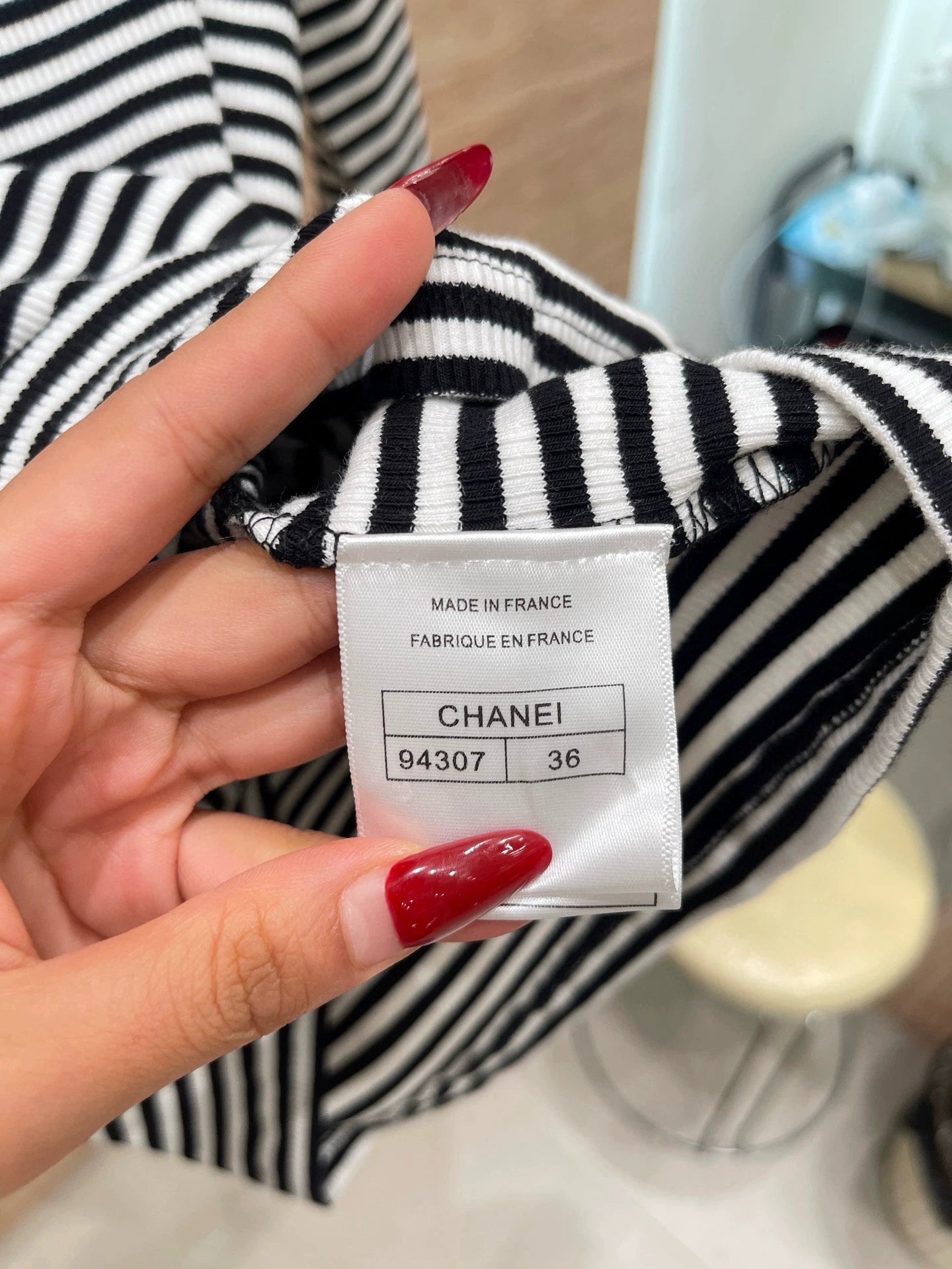 25fw Contrast striped long sleeved knitted sweater (vintage series)