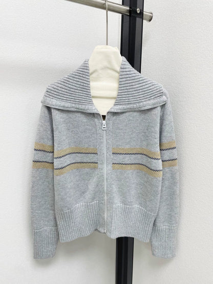 25fw Navy collar cardigan with contrasting colors