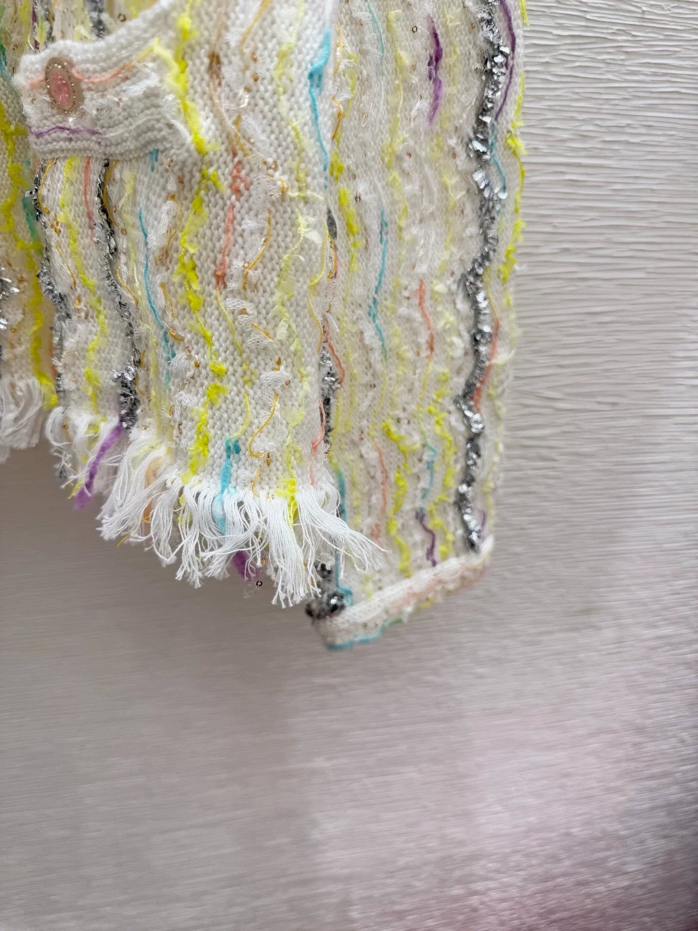 25fw Knitted cardigan with patterns