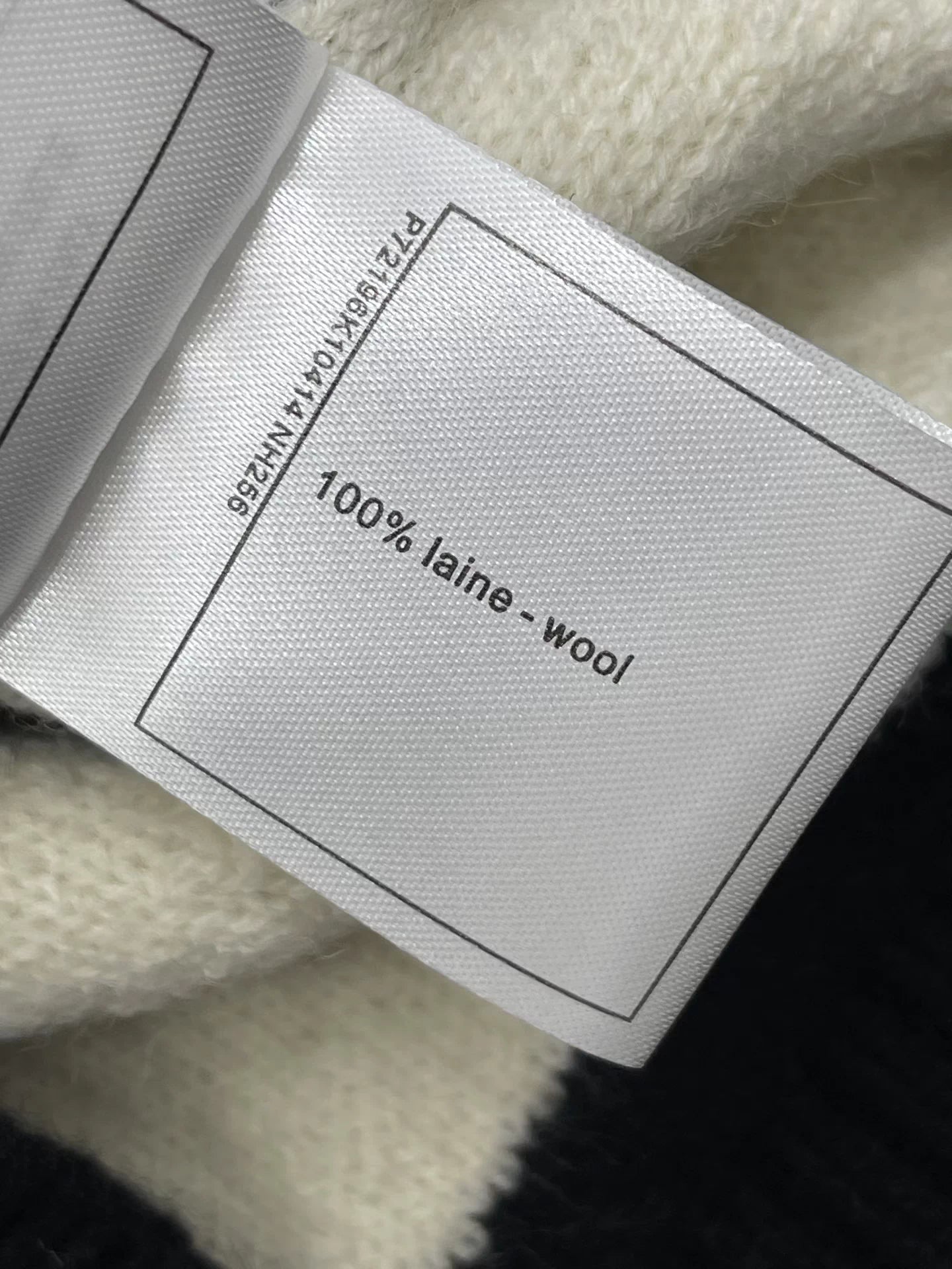 Tengge striped stand up collar cardigan