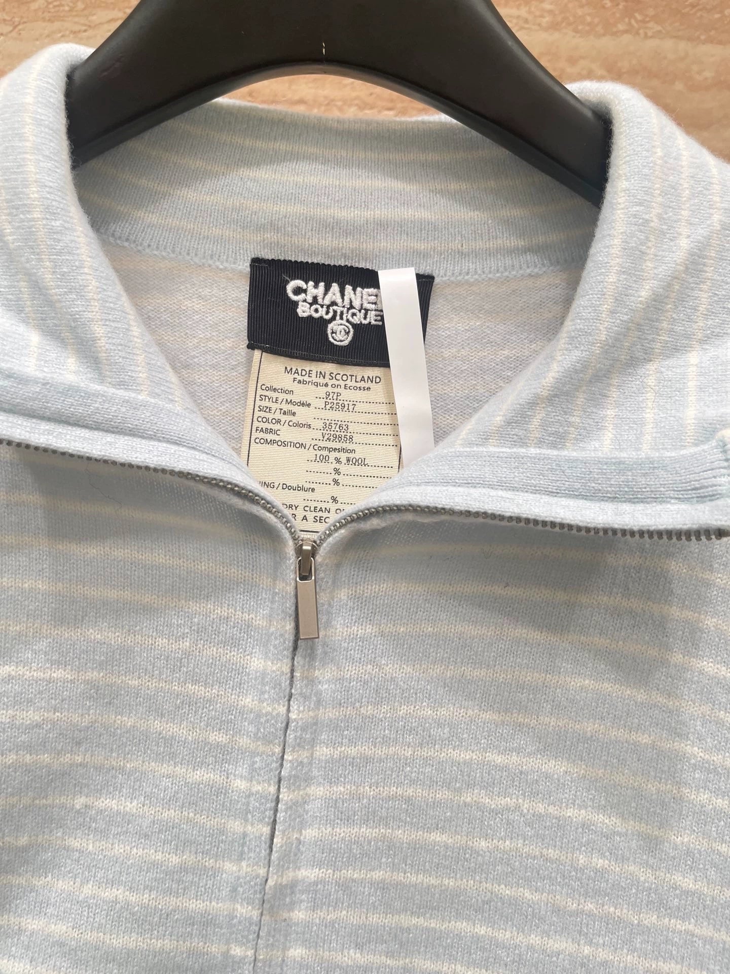 25fw White striped zipper sweatshirt（Medieval Series）