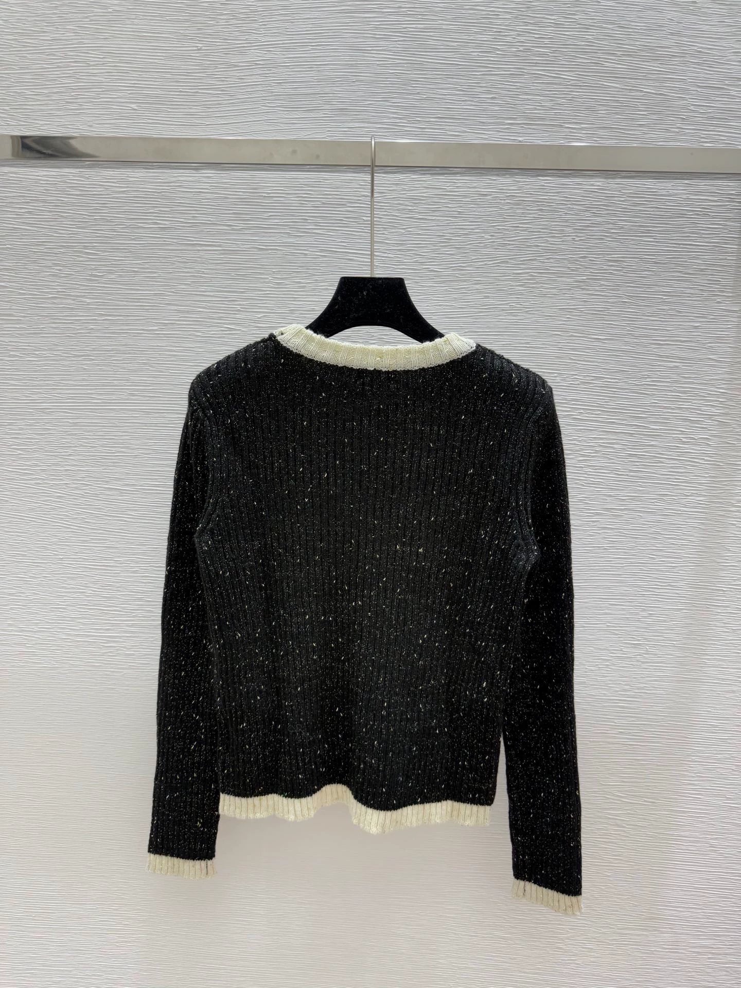 25fw Knitted long-sleeved sweater