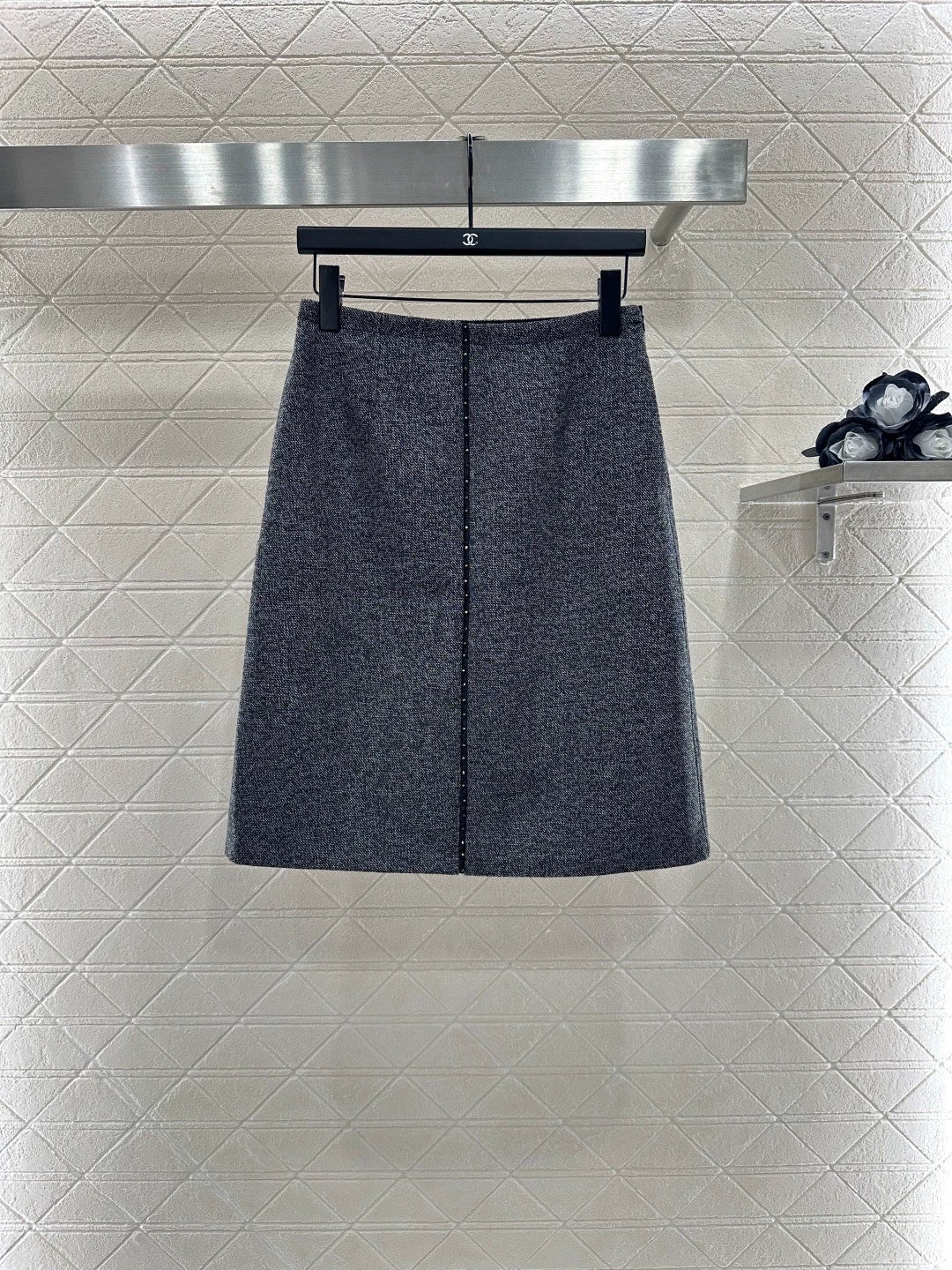 25fw Sleeveless top and skirt set