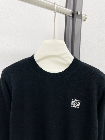 25fw Embroidered round neck sweater