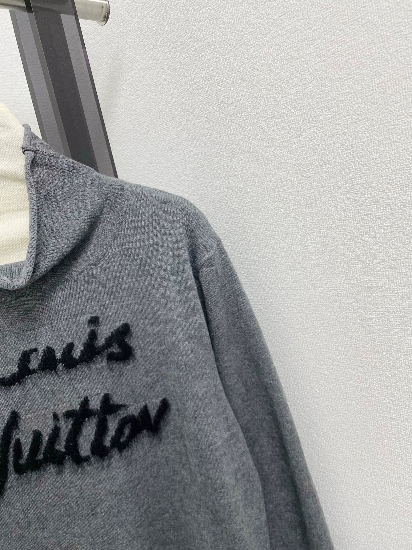 25fw Half high neck knitted sweater