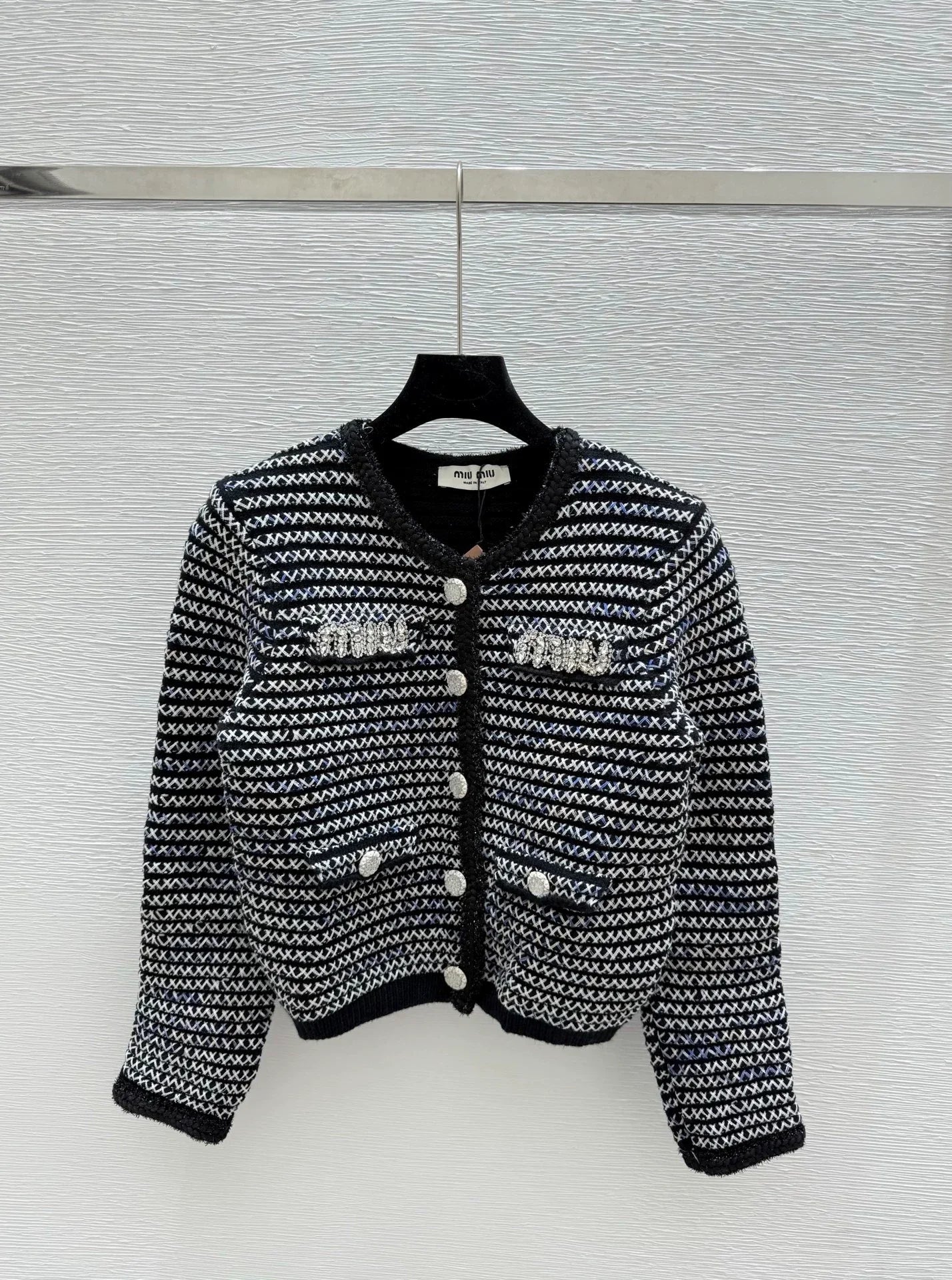25fw knitted cardigan