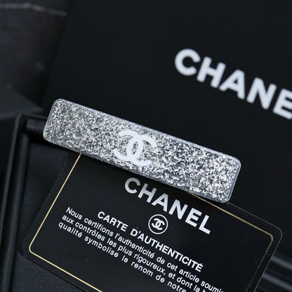 Double C silver glitter hair clip