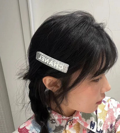 Double C silver glitter hair clip