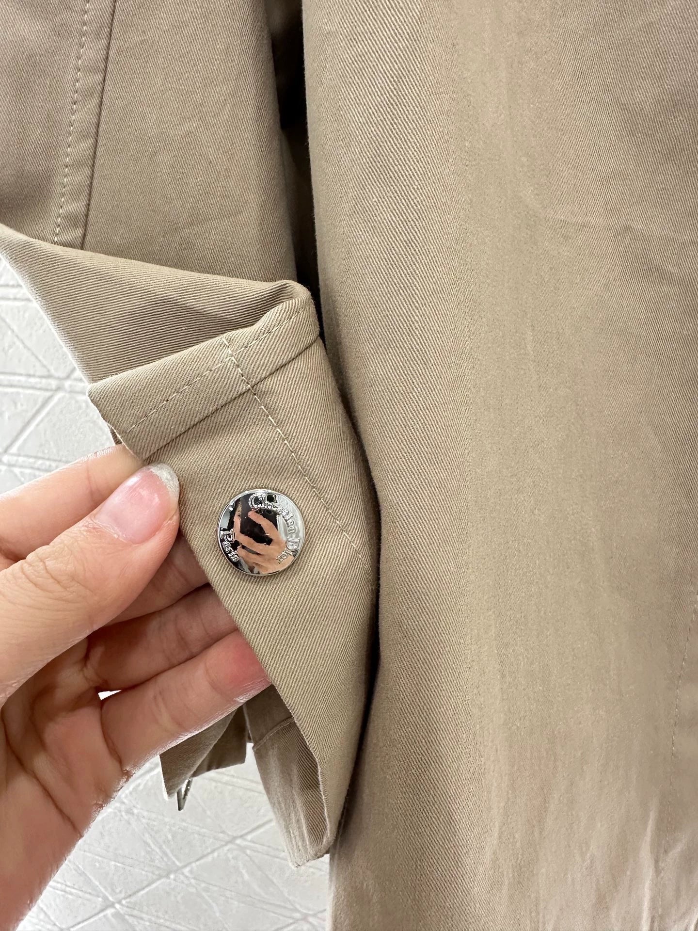 25fw Cape trench coat